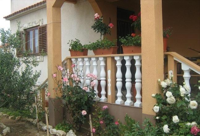 Apartment In Nin With Terrace, Air Conditioning, Wi-Fi Exterior photo